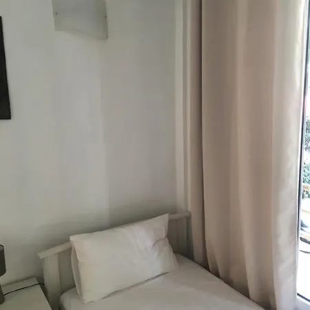 50 M De La Et 60 M Carre Au Centre Apartman *